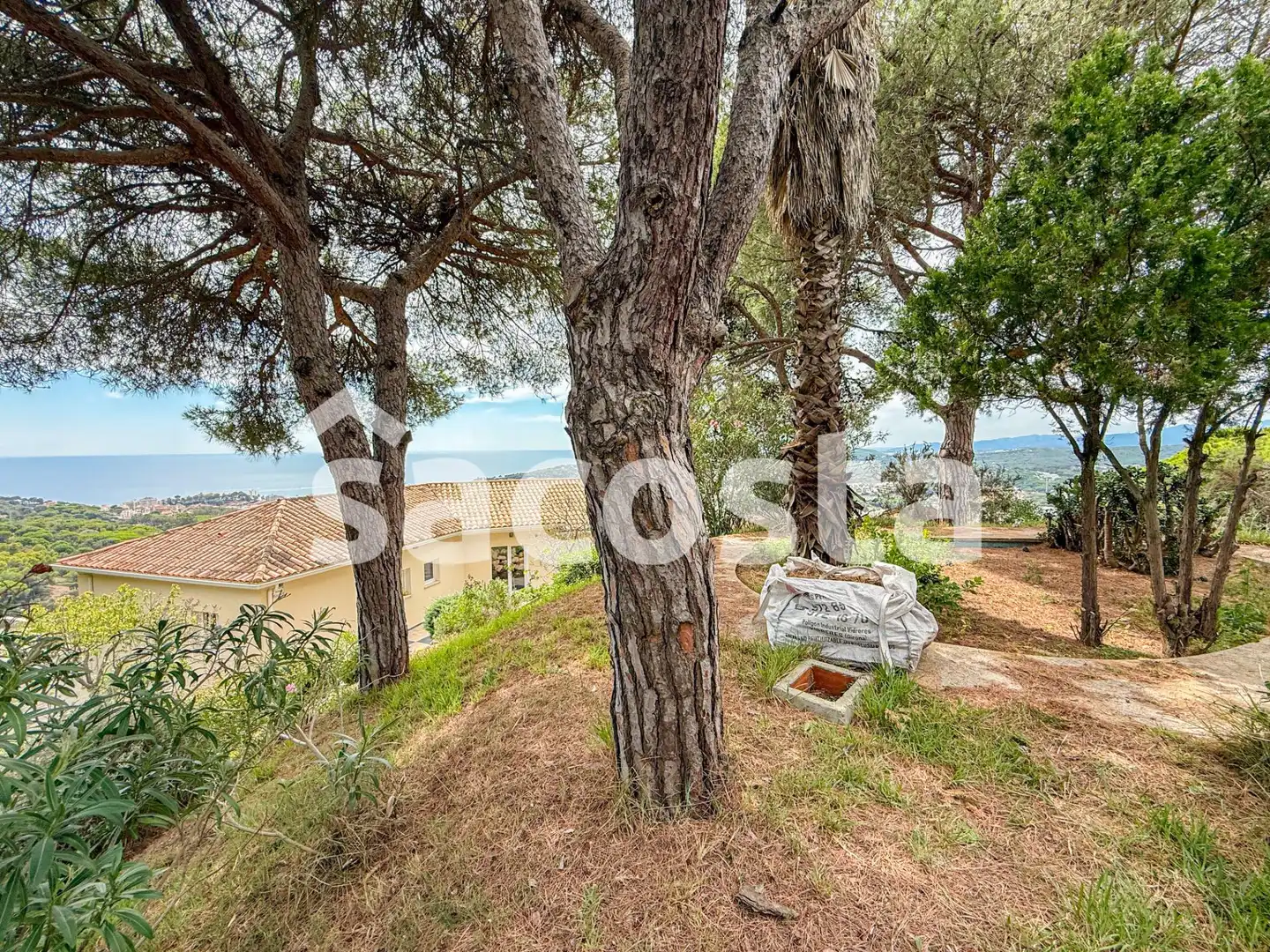 Haus oder Chalet zum Verkauf in Lloret de Mar mit Klimaanlage, Heizung und Privatgarten