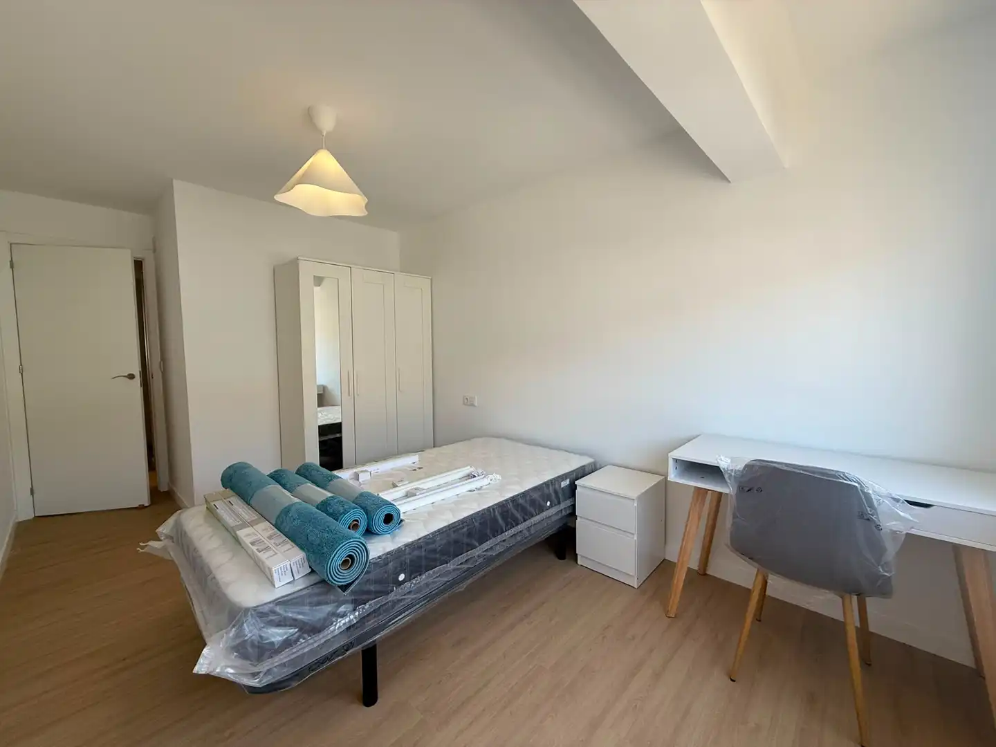 Bedroom of Flat for rent in Ferrol  with Heating, Furnished and Oven