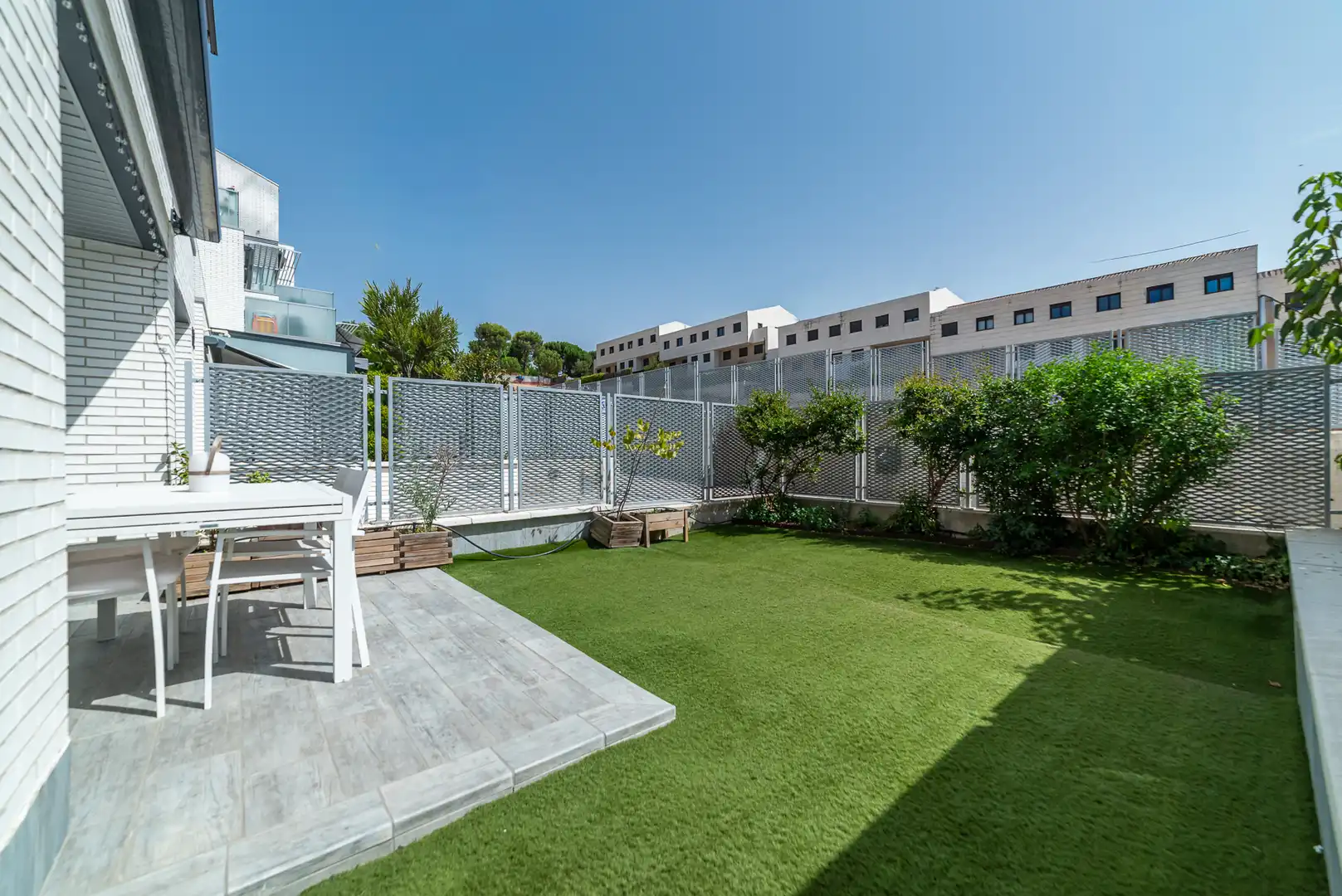 Terraza de Planta baja en venta en Boadilla del Monte con Aire acondicionado, Calefacción y Jardín privado