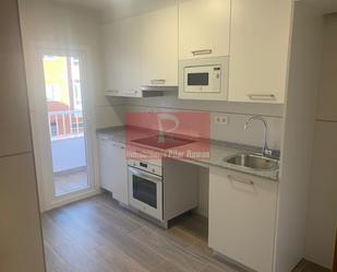 Cuina de Apartament de lloguer en San Andrés del Rabanedo amb Calefacció, Parquet i Terrassa