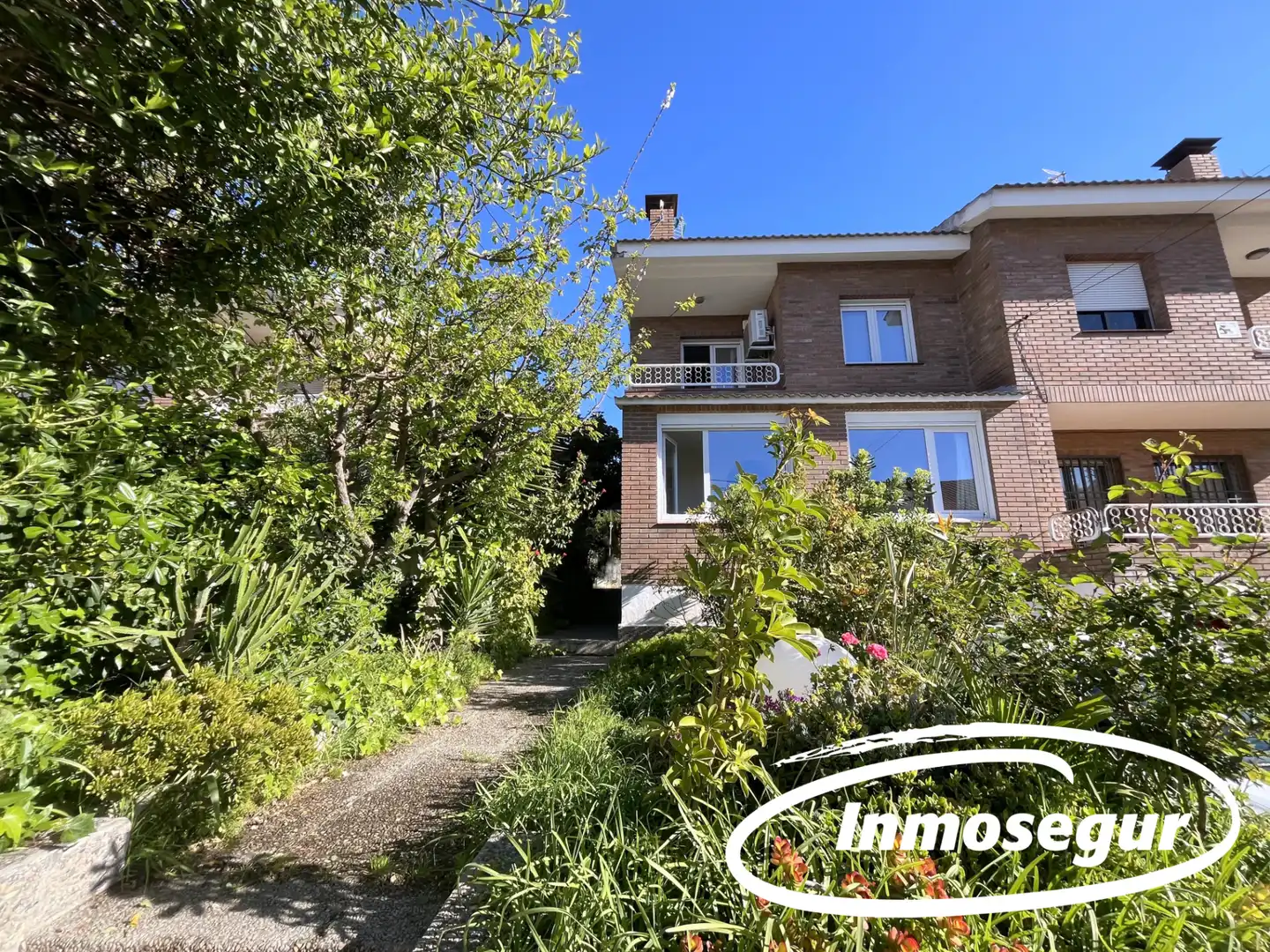 Vista exterior de Casa adosada en venta en Salou con Aire acondicionado, Calefacción y Jardín privado
