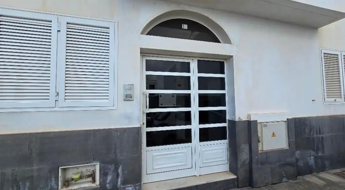 Piso en venta en C/ Apolo, Centro - La Vega Alta