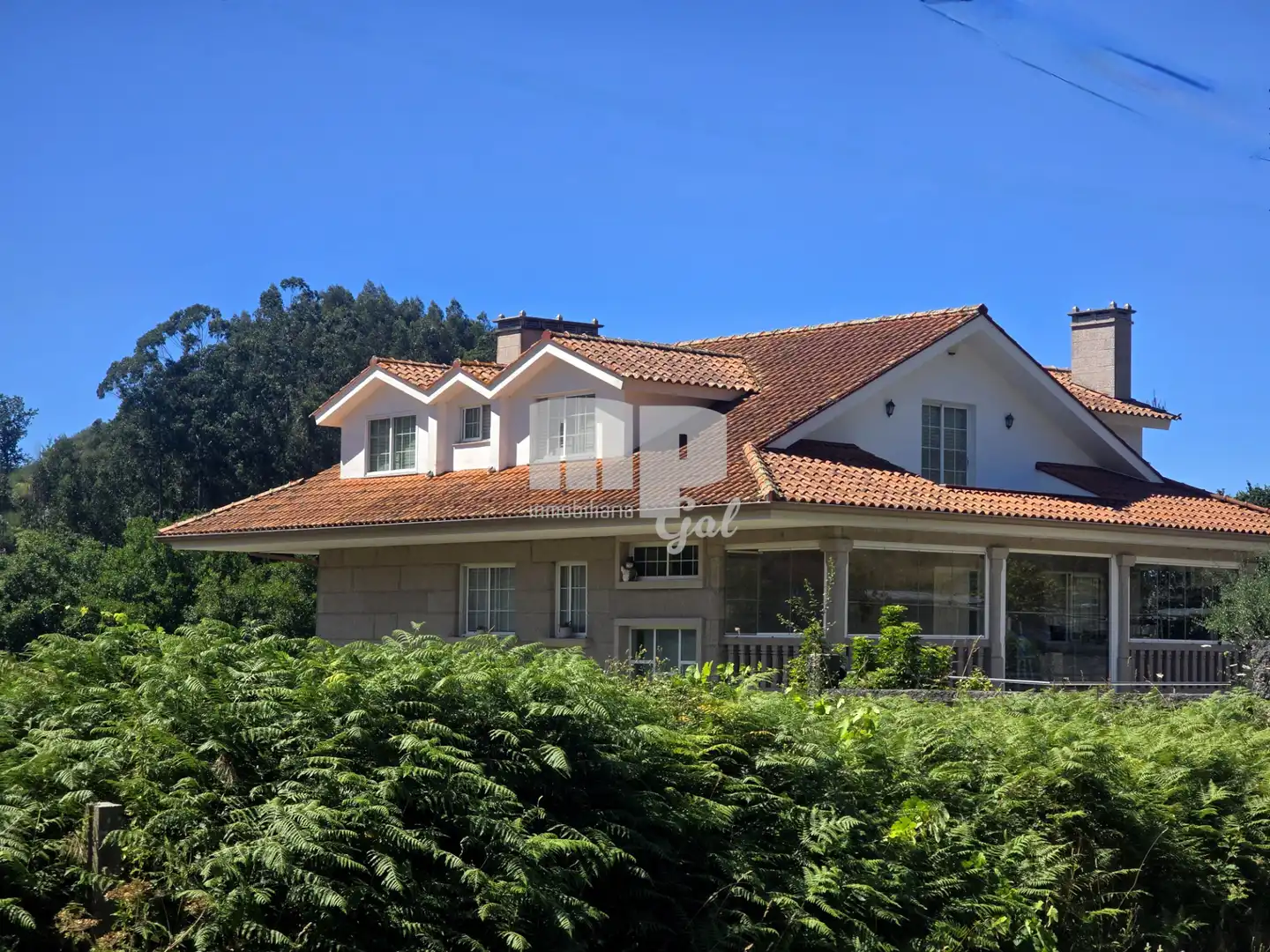 Vista exterior de Casa o chalet en venta en Vigo  con Calefacción, Jardín privado y Terraza
