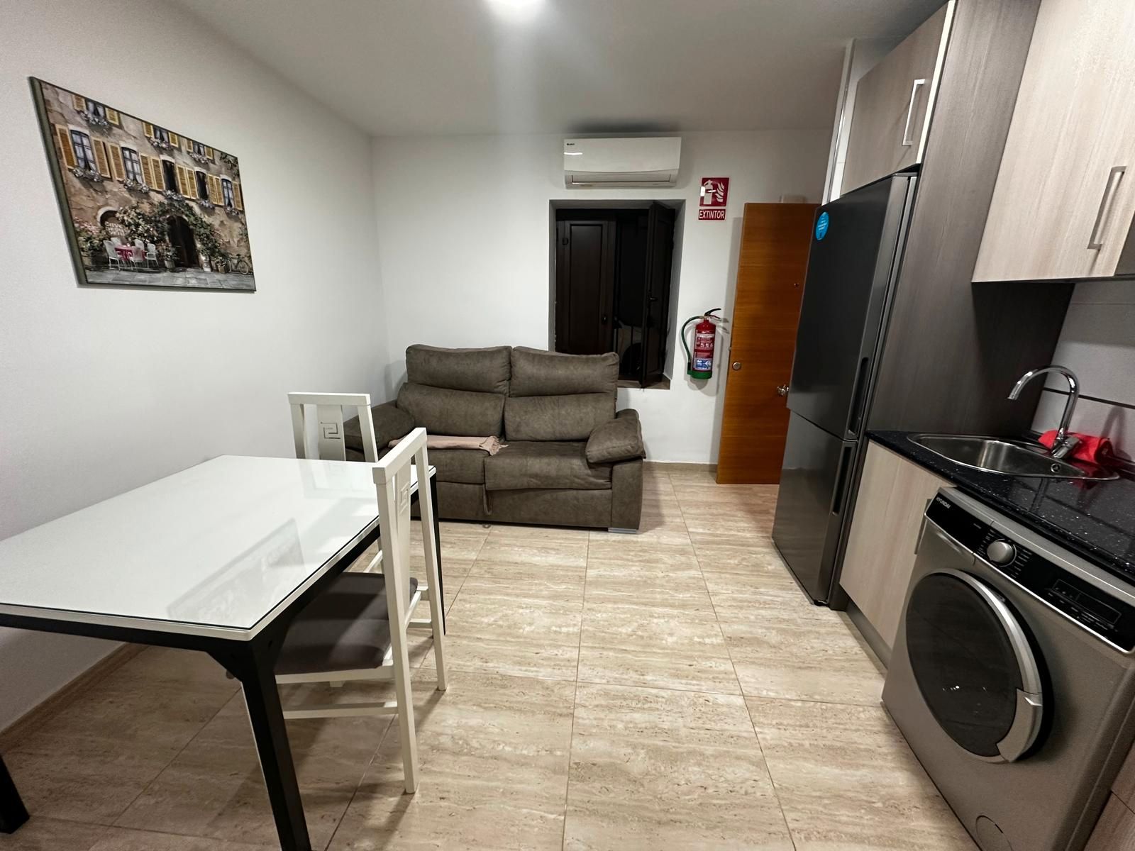 Apartment to rent in  Jaén Capital  with Air Conditioner and Furnished