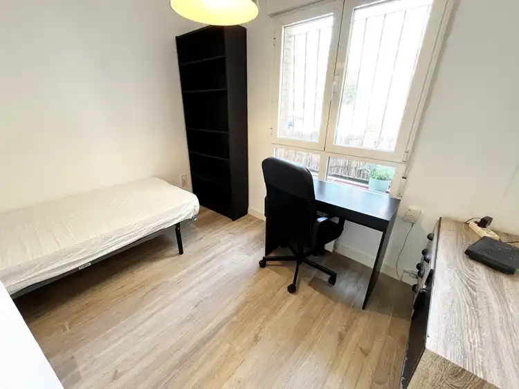 Bedroom of Flat for rent in Madrid  with Heating, Parquet flooring and Furnished
