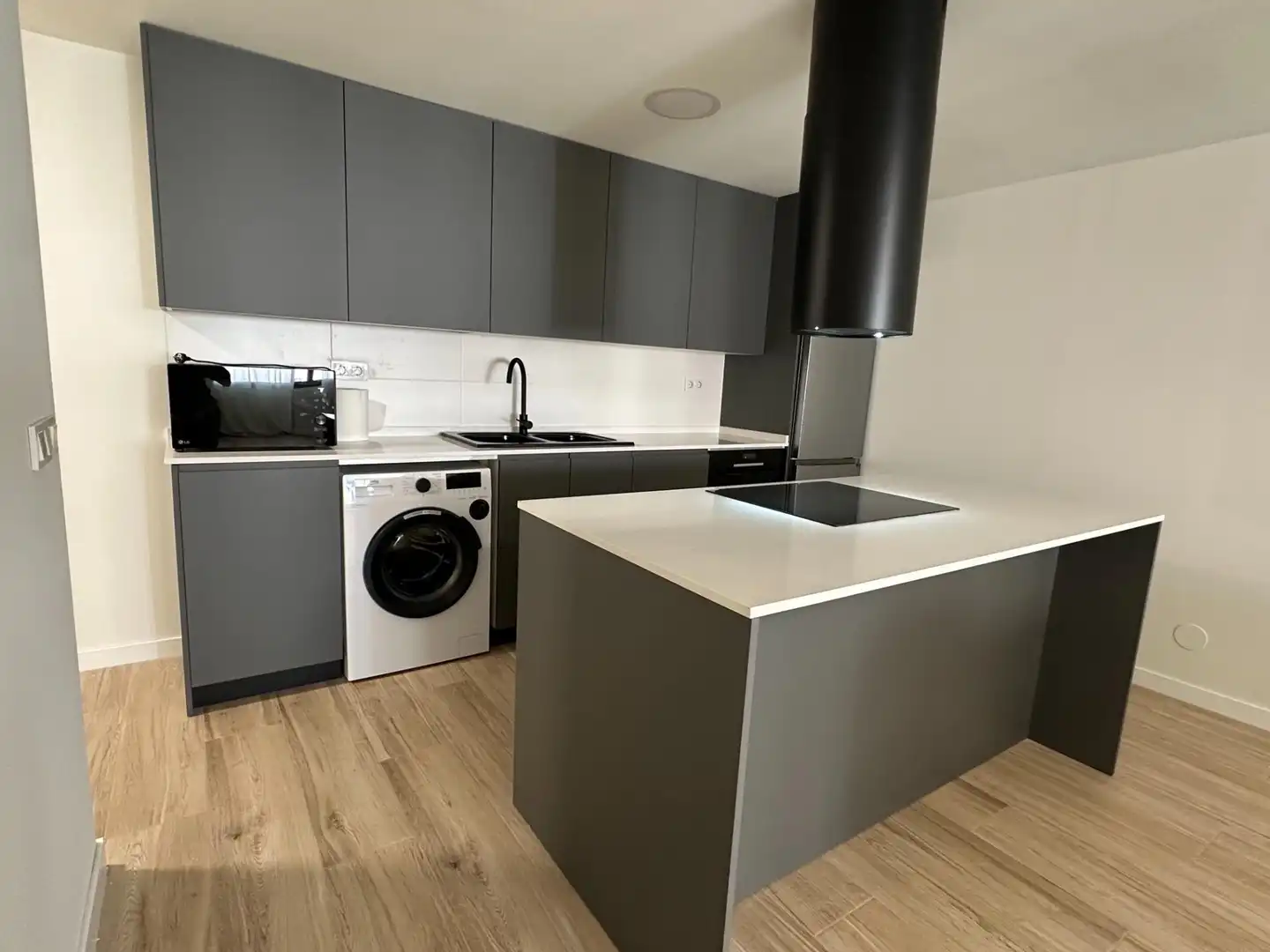 Cuina de Apartament de lloguer en Alicante / Alacant amb Aire condicionat i Moblat