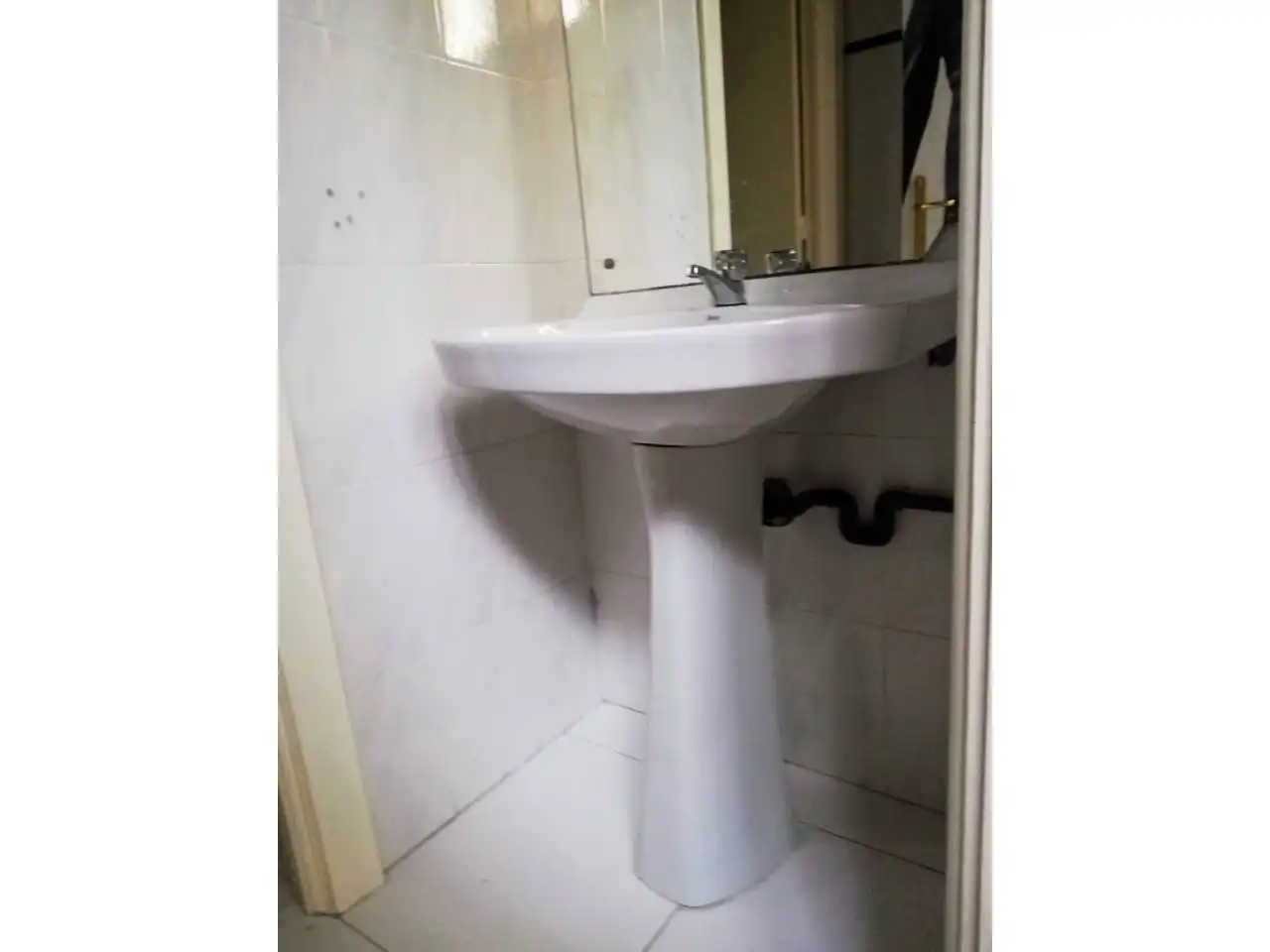 Baño de Local de alquiler en Burgos con Aire acondicionado