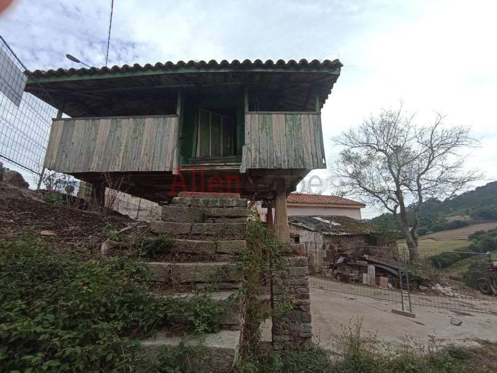 Exterior view of House or chalet for sale in Llanera