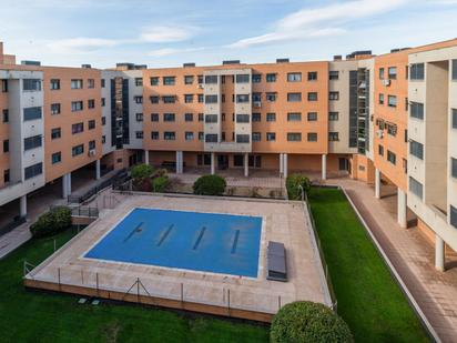 Piscina de Pis en venda en Alcobendas amb Calefacció, Traster i Piscina comunitària