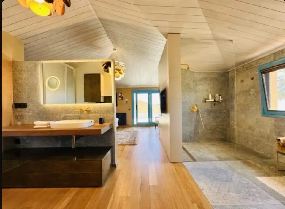 Baño de Casa o chalet en venta en Mataró con Aire acondicionado, Jardín privado y Parquet