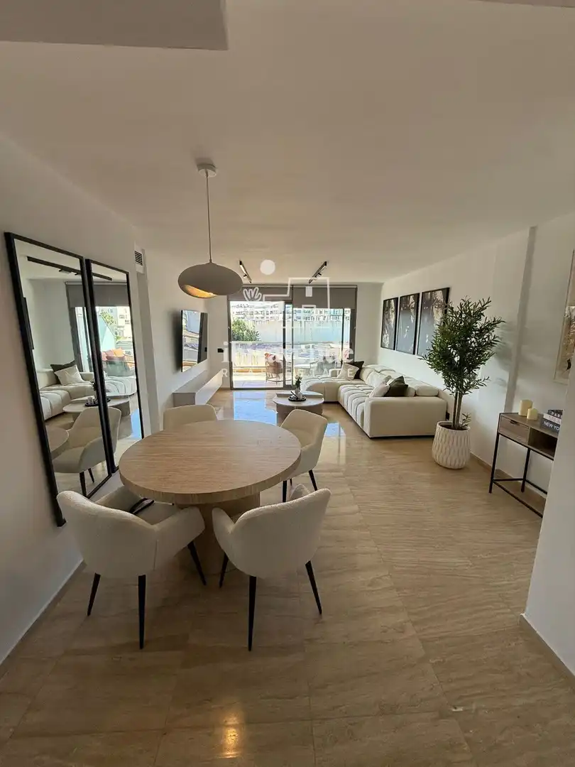 Wohnung zur Miete in Calle Gregal, Marina Botafoc - Platja de Talamanca
