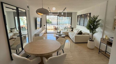 Piso de lujo en Nueva Ibiza Botafoc, 3 dormitorios y garaje.