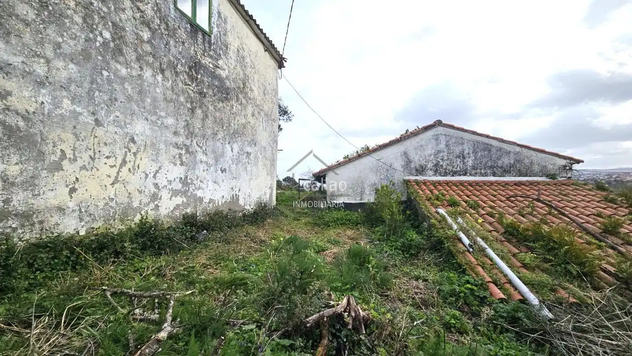 Haus oder Chalet zum Verkauf in Ferrol mit Privatgarten
