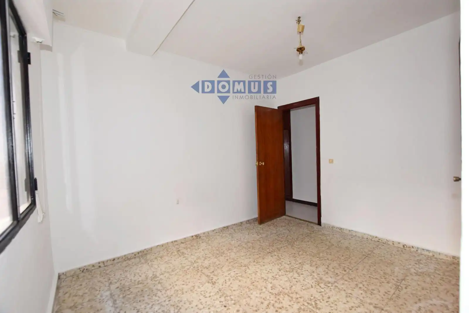 Bedroom of Flat for sale in Ronda  with Terrace and Storage room