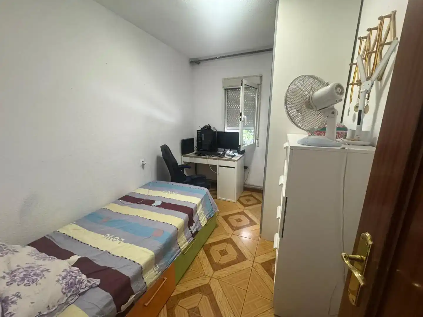 Dormitori de Pis en venda en  Madrid Capital amb Aire condicionat