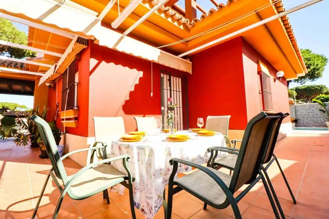 Houses for sale in La Barrosa