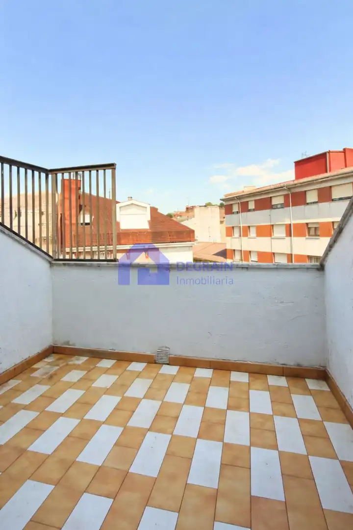 Balcony of Attic for sale in Langreo  with Terrace and Storage room