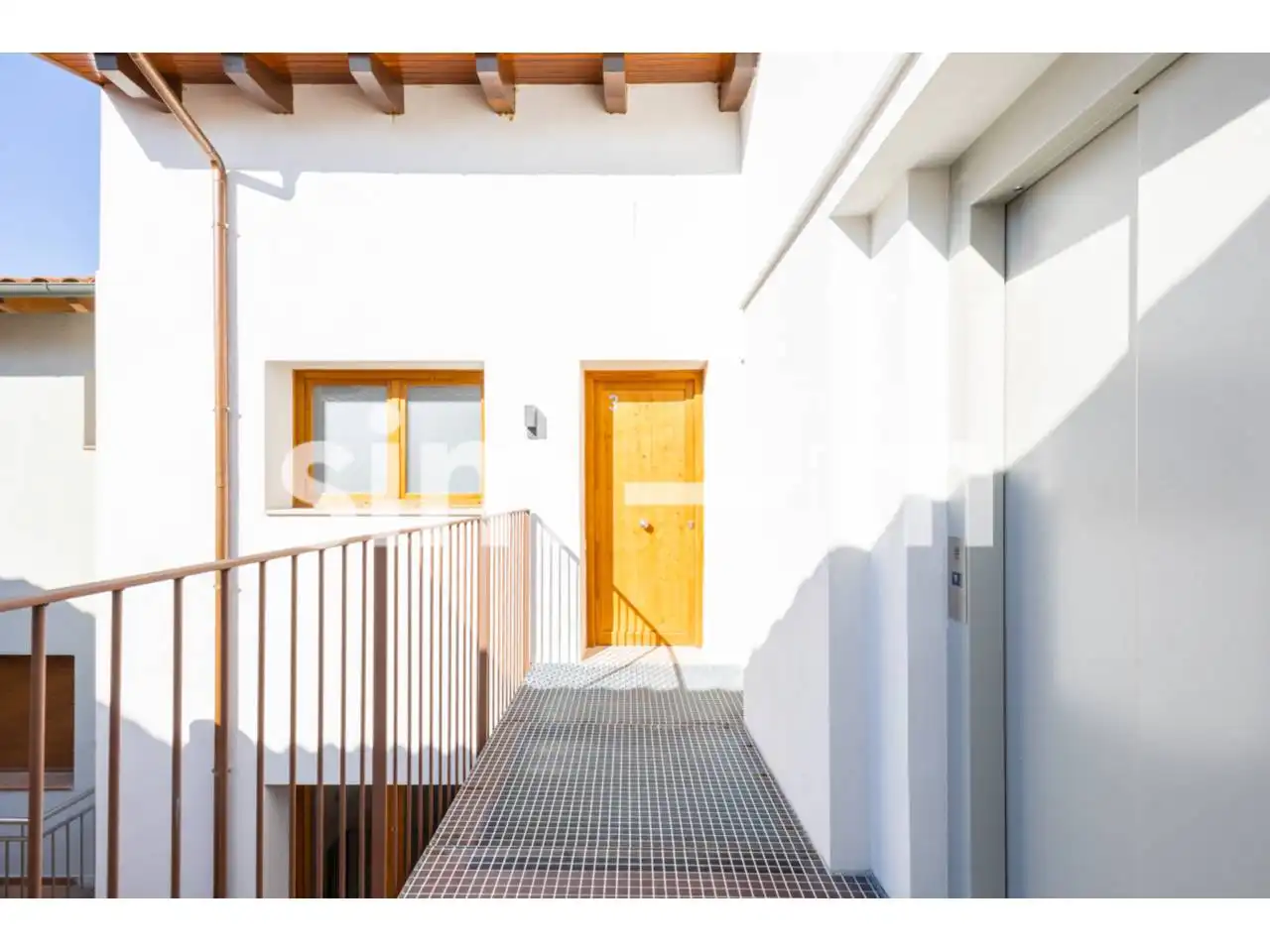 Vista exterior de Piso en venta en Vic con Aire acondicionado, Calefacción y Balcón