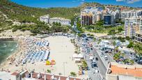 Vista exterior de Apartament en venda en Finestrat amb Calefacció i Terrassa