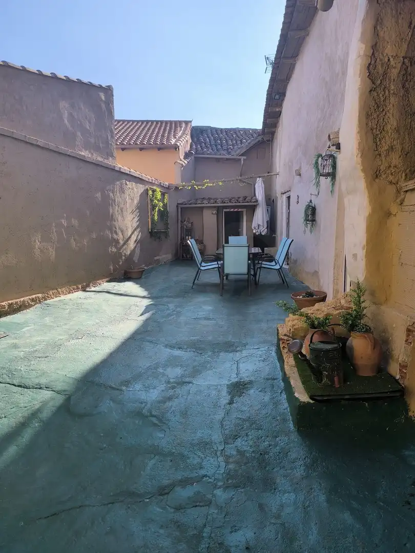 Terrassa de Finca rústica en venda en Pajares de los Oteros amb Calefacció