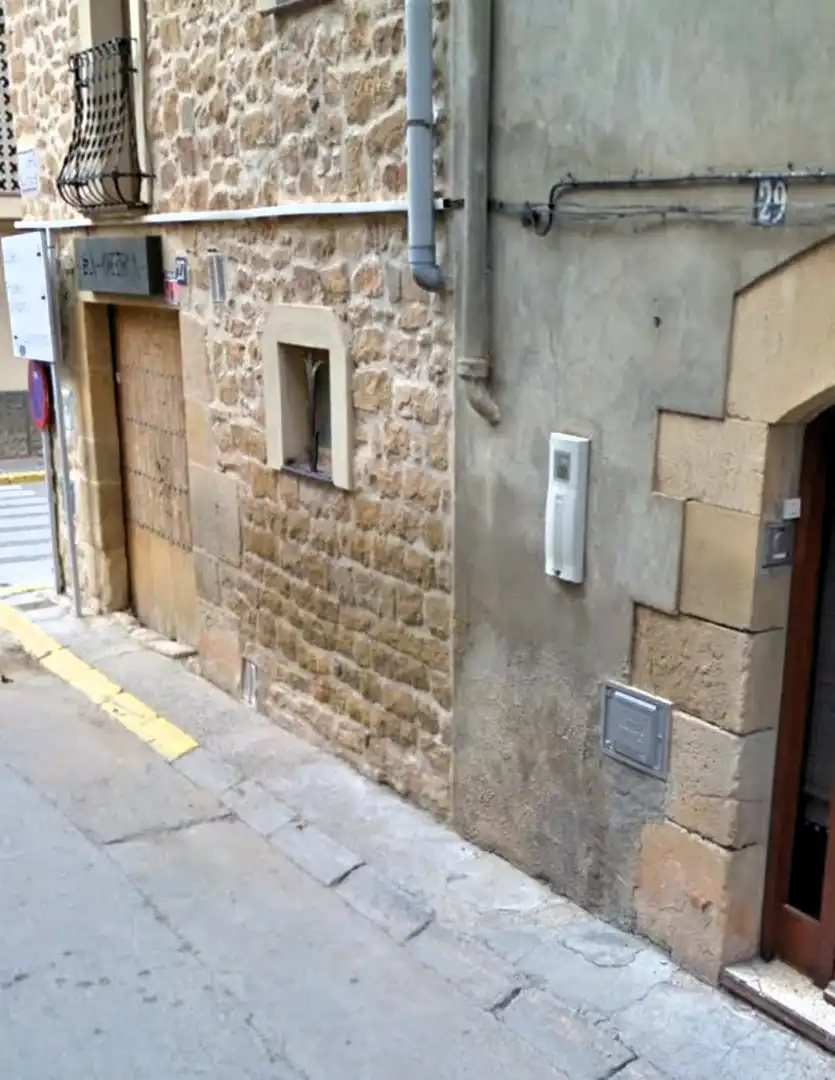 Vista exterior de Casa adosada en venda en Cervià de Les Garrigues amb Alarma