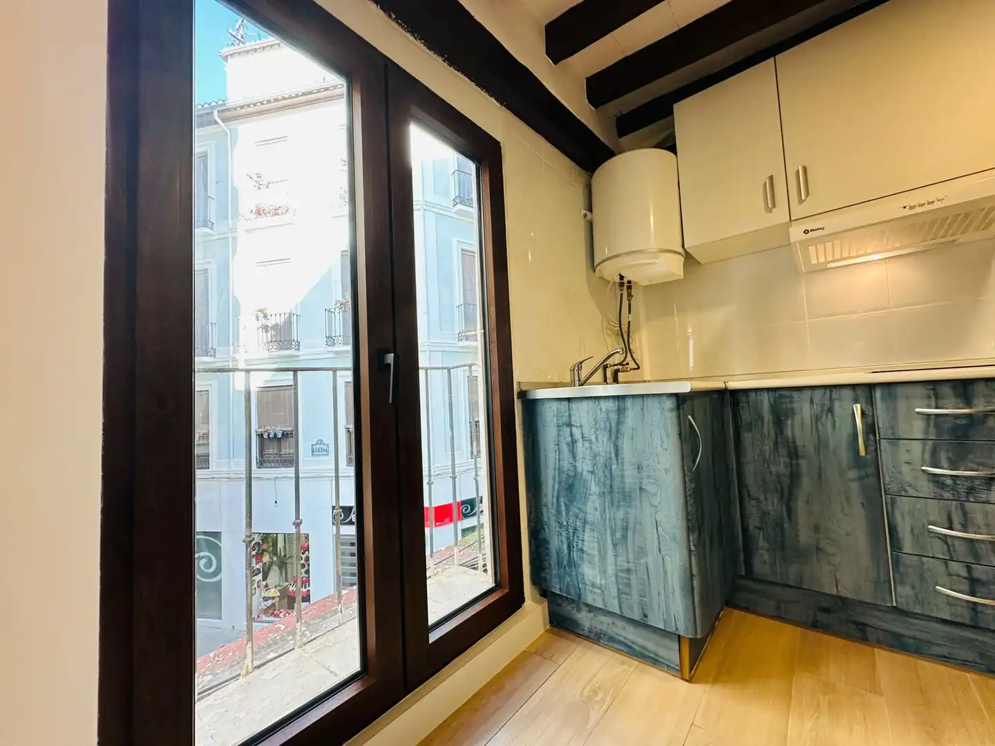 Wohnung zur Miete in Calle Capuchinas, 8, Centro - Sagrario