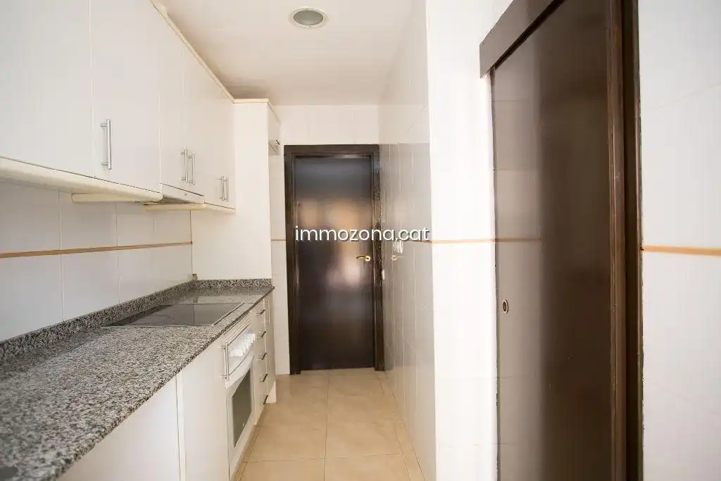 Duplexes for sale in Carrer Giralda, Residencial Blanes - Vistamar