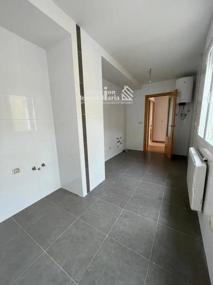 Attic for sale in Ledesma  with Heating, Terrace and Furnished