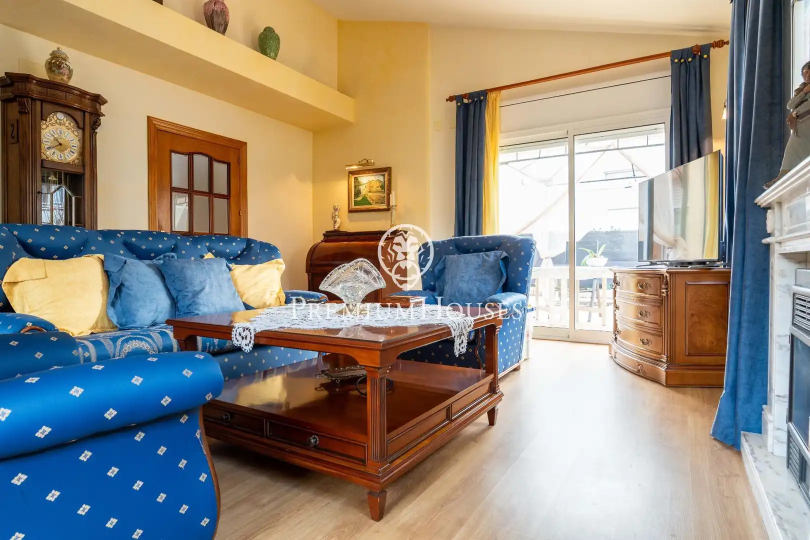 Sala d'estar de Casa o xalet en venda en Salou amb Aire condicionat, Calefacció i Jardí privat
