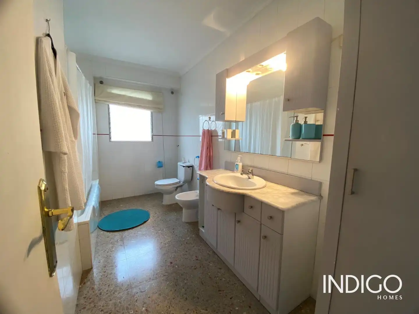 Baño de Ático en venta en Alicante / Alacant con Calefacción, Terraza y Amueblado