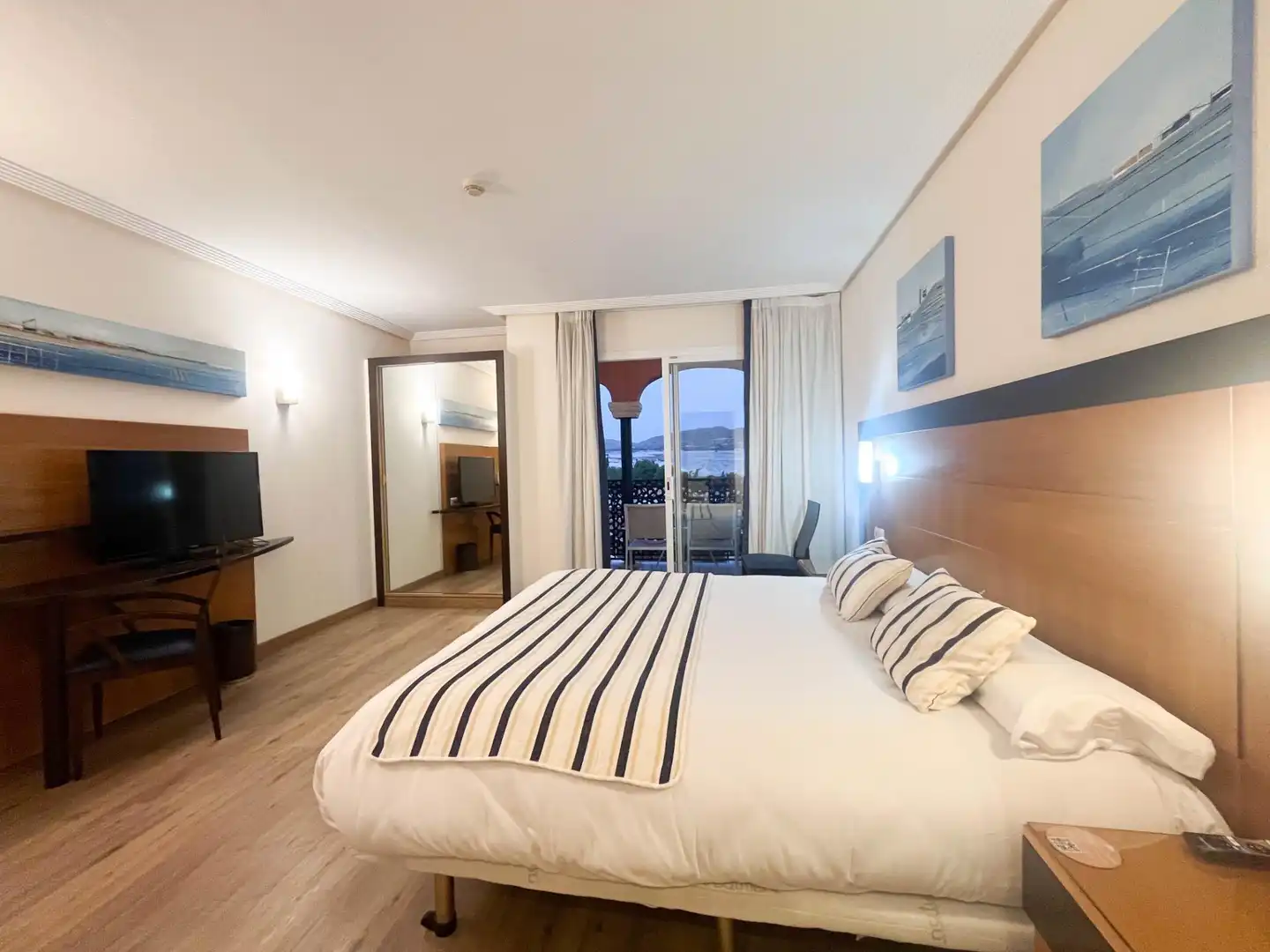 Habitación de Casa o chalet en venta en Mutxamel con Aire acondicionado, Jardín privado y Parquet