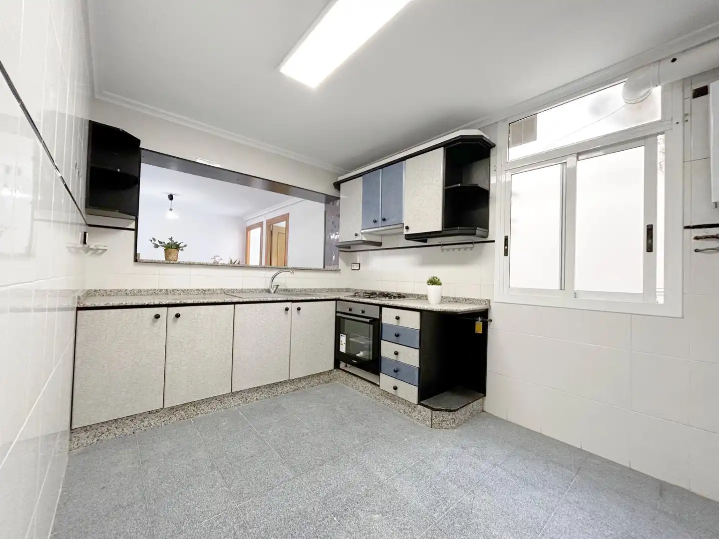 Cocina de Piso para compartir en Sagunto / Sagunt con Amueblado