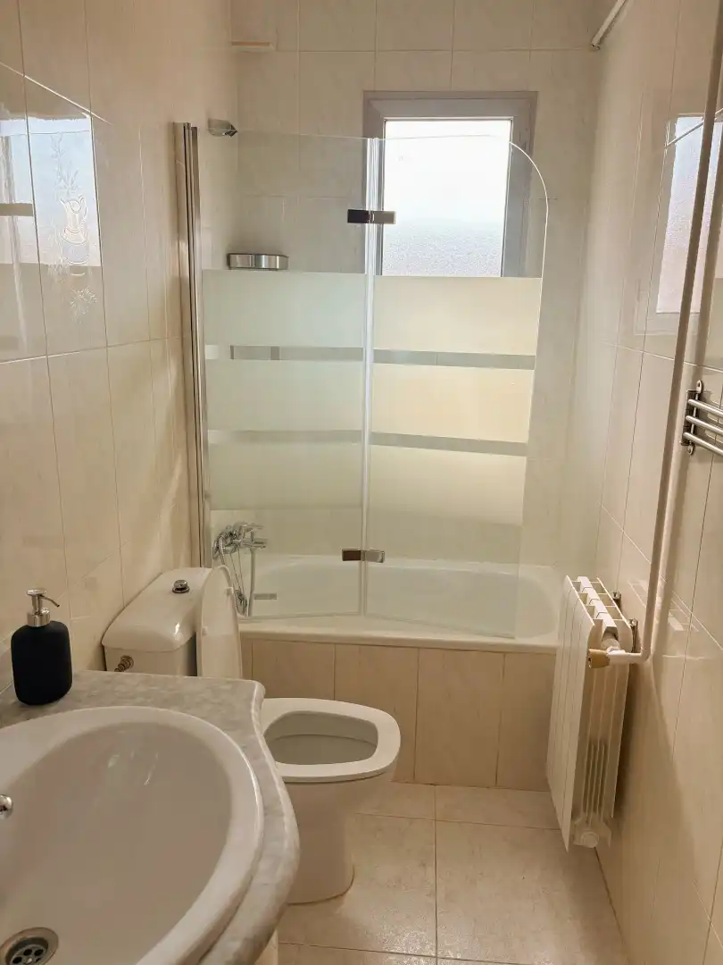 Bathroom of Flat for sale in Palencia  with Heating, Terrace and Furnished
