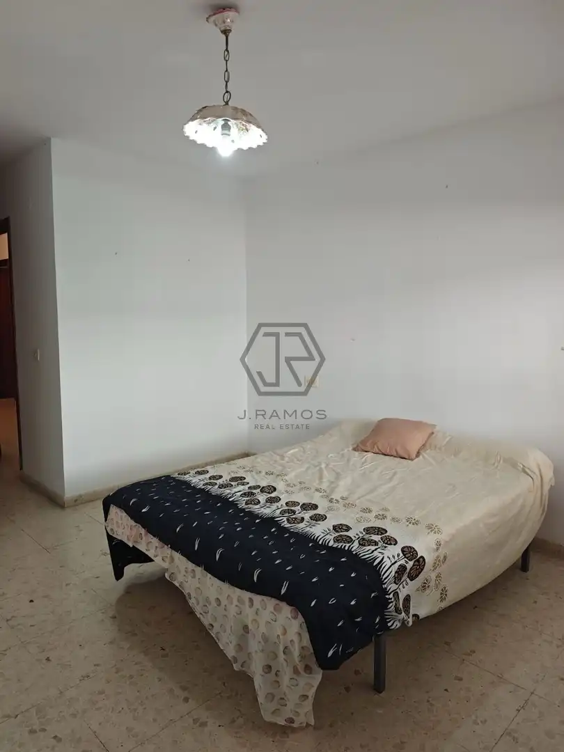 Piso con ascensor en venta en Torre del Mar, imagen 6