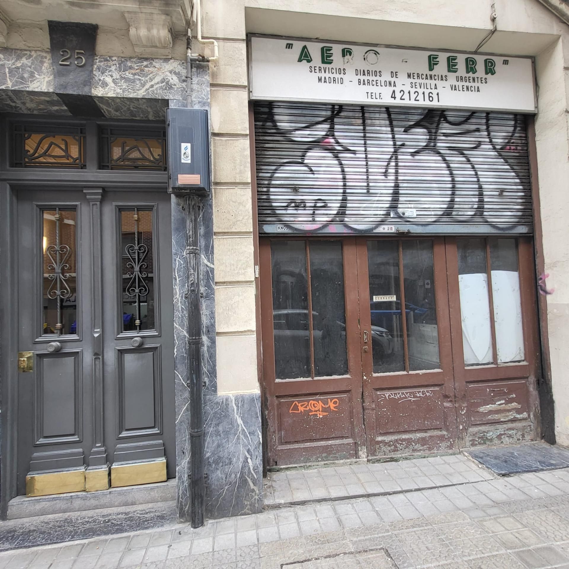 Vista exterior de Local en venta en Bilbao 