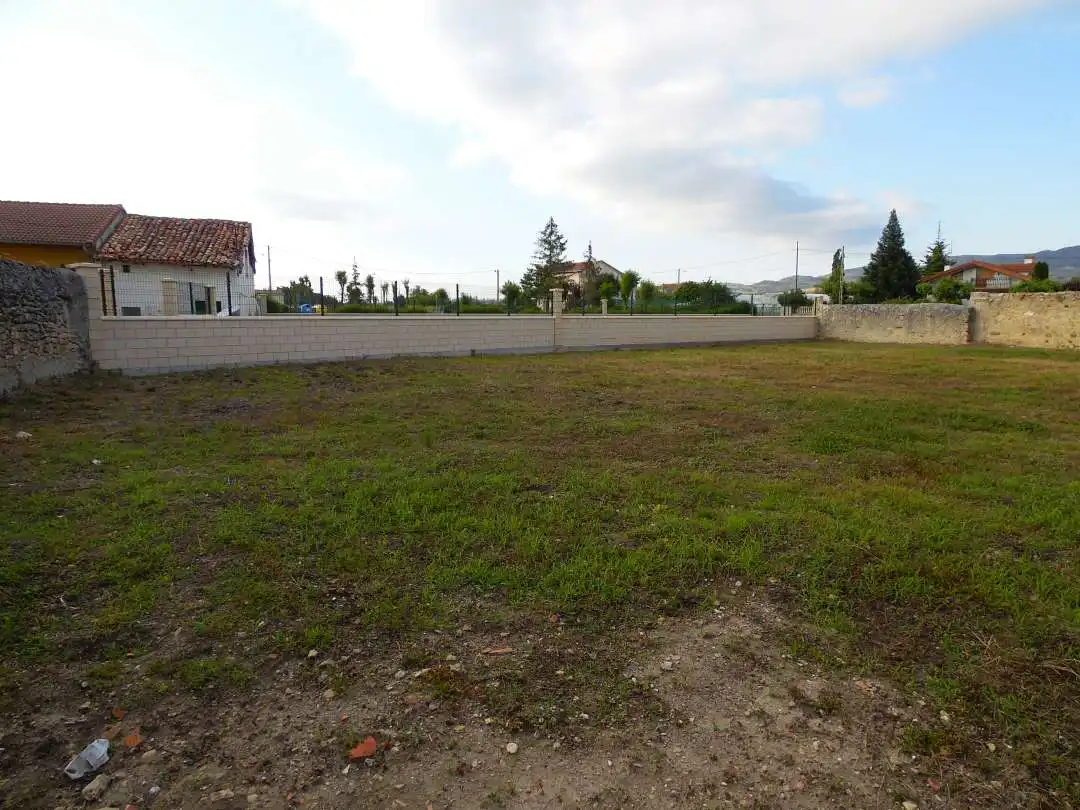 Chalet con jardín en venta en Medina de Pomar, imagen 2