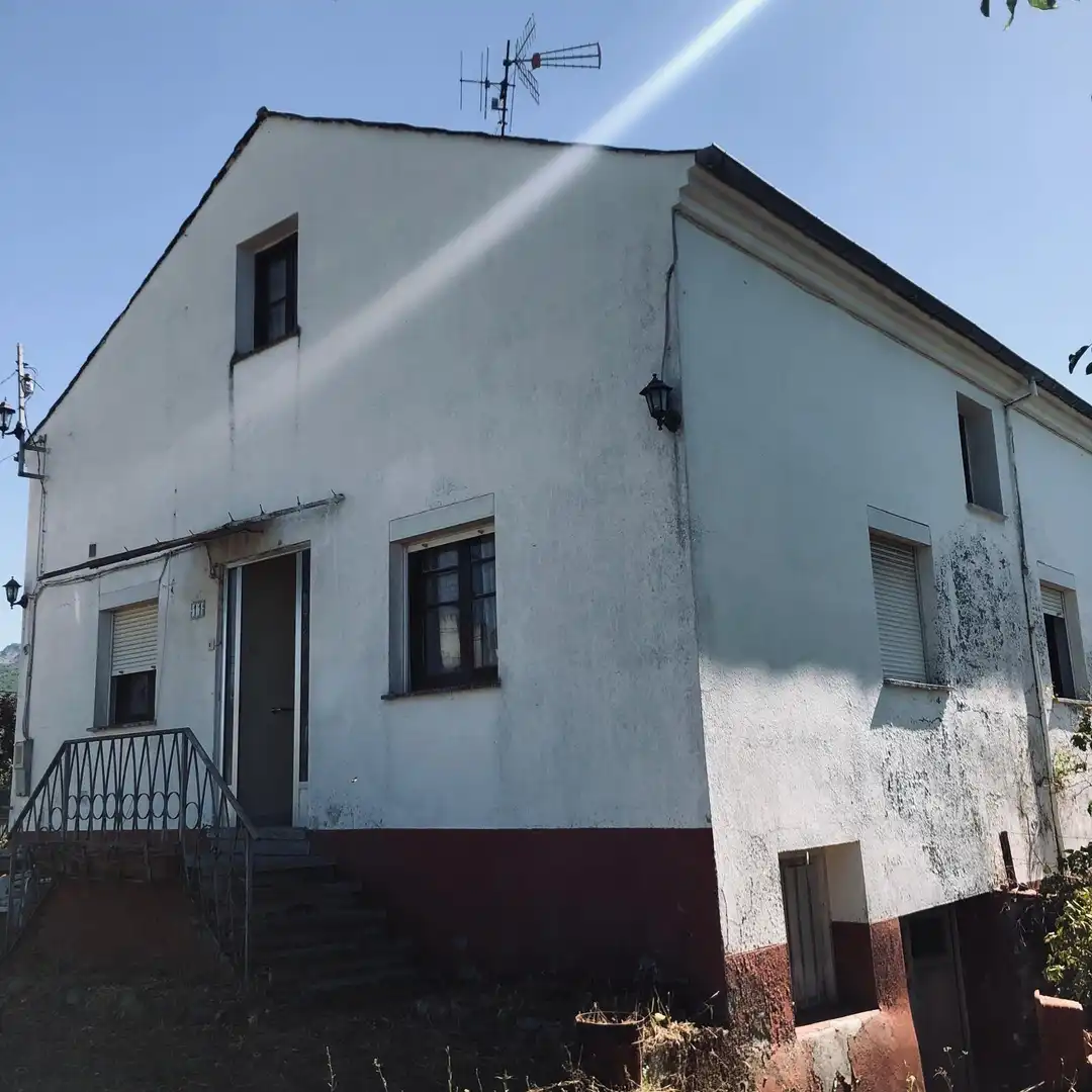 Vista exterior de Casa o xalet en venda en Ponferrada