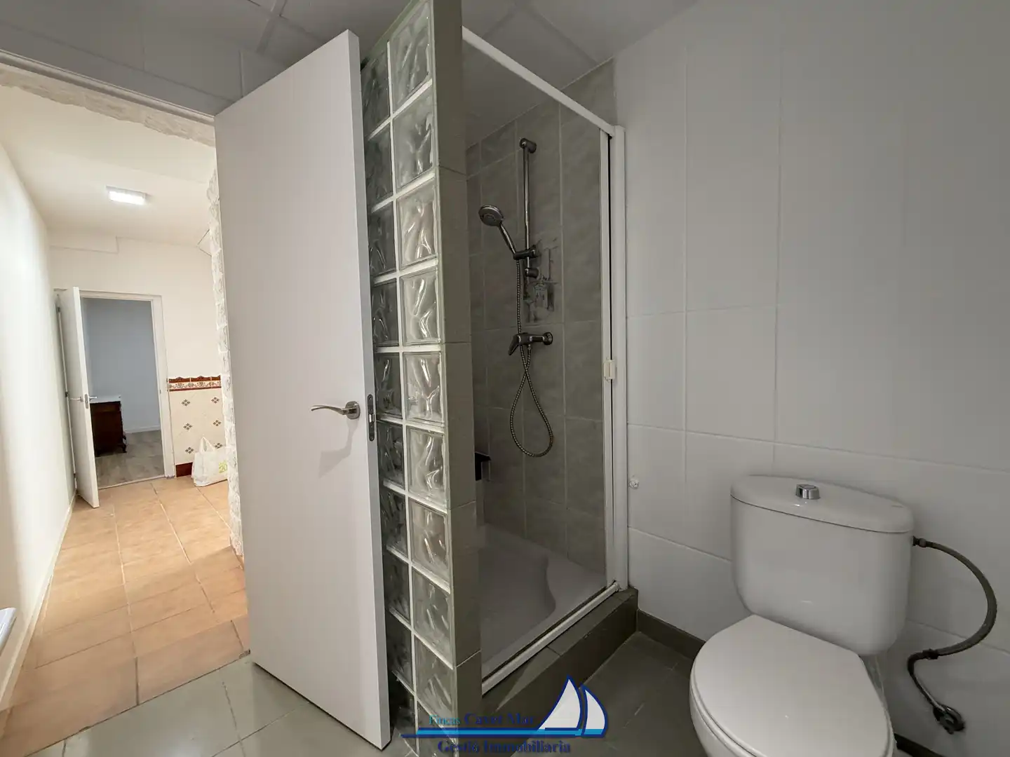 Baño de Casa adosada en venta en Mont-roig del Camp con Aire acondicionado, Calefacción y Jardín privado