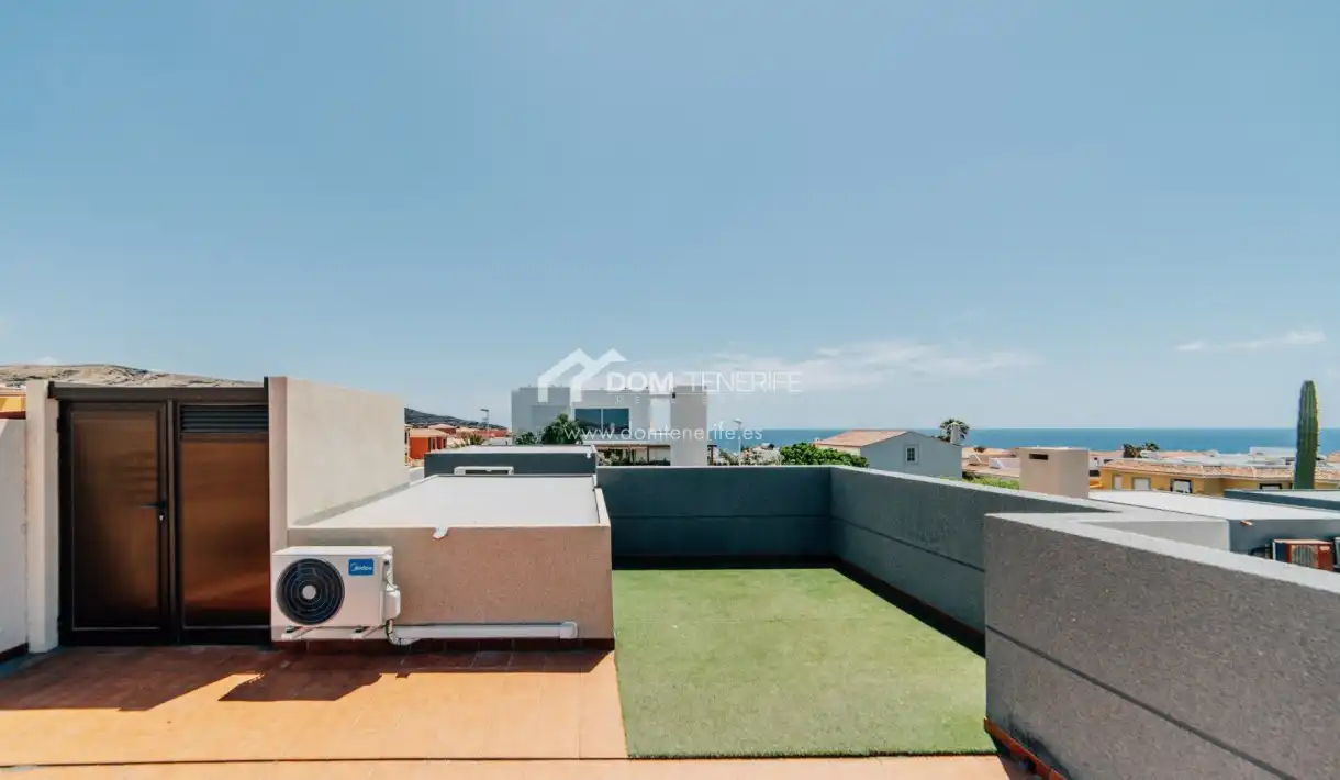 Terrassa de Casa o xalet en venda en Granadilla de Abona amb Terrassa, Piscina i Moblat