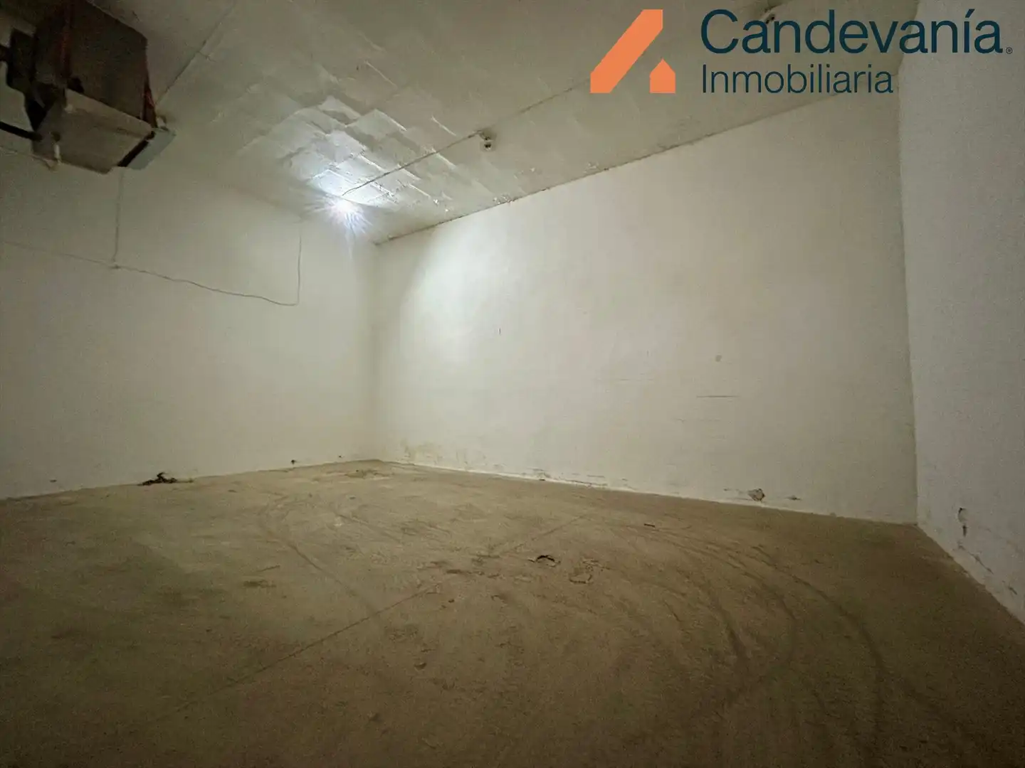 Nave industrial en venta en Zuera