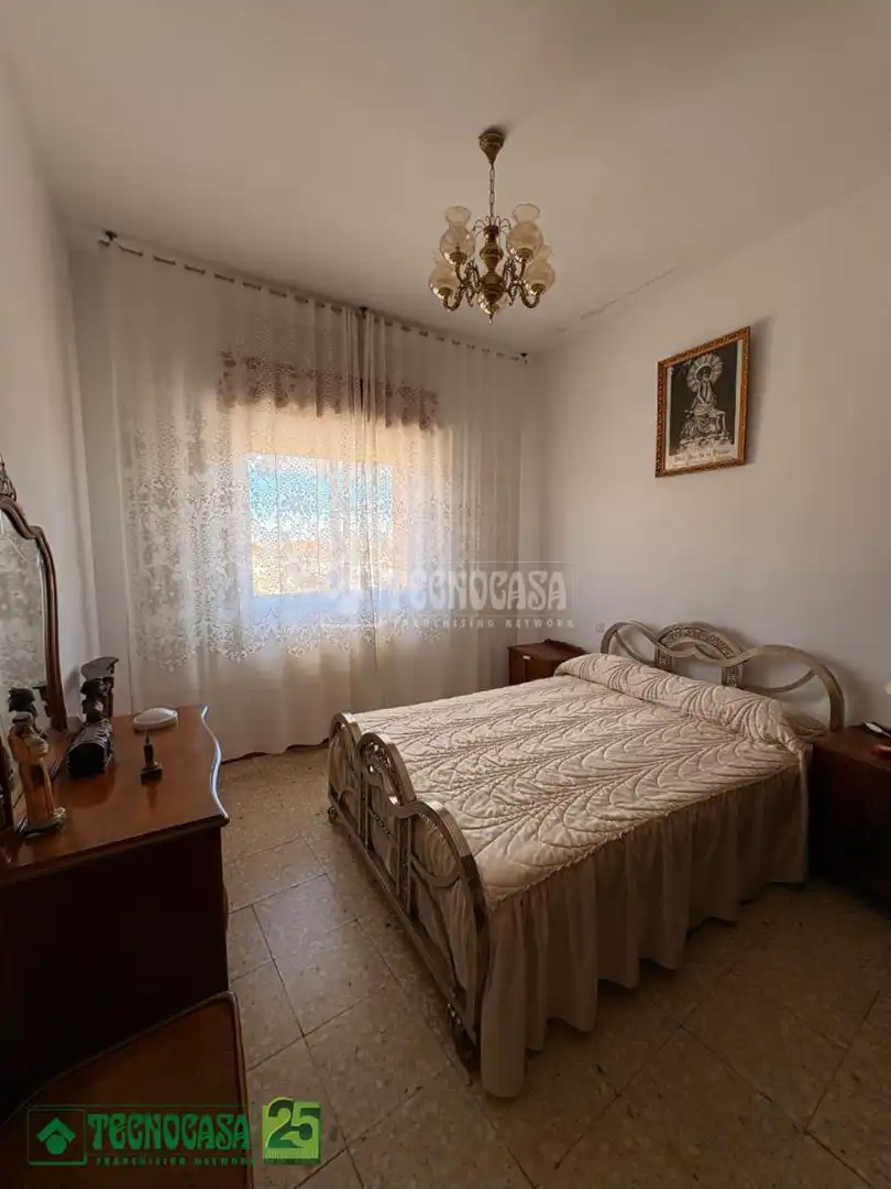 Habitación de Piso en venta en Dosbarrios con Calefacción