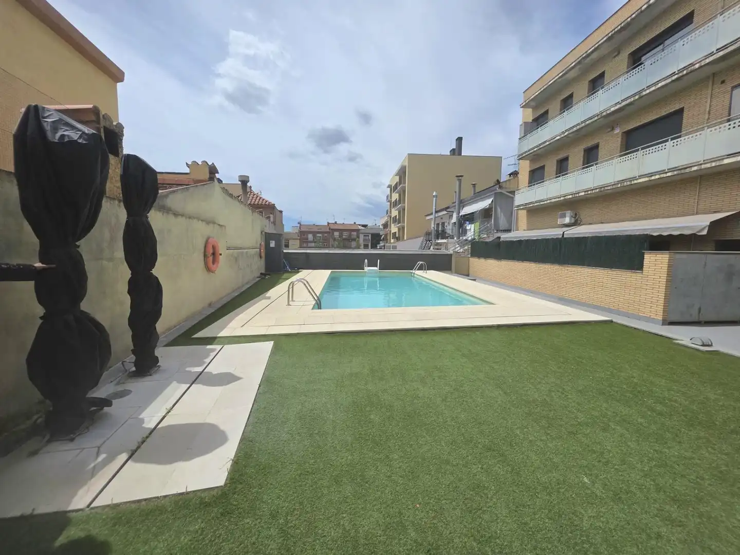 Piscina de Piso en venta en Mollet del Vallès con Aire acondicionado y Calefacción