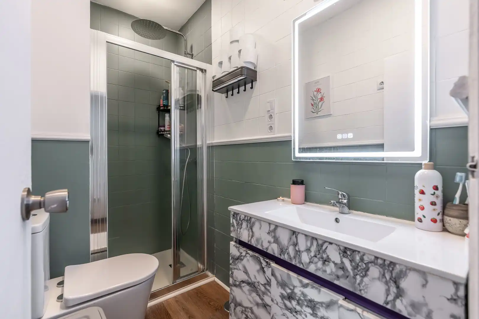 Bathroom of Flat for sale in Madrid  with Heating