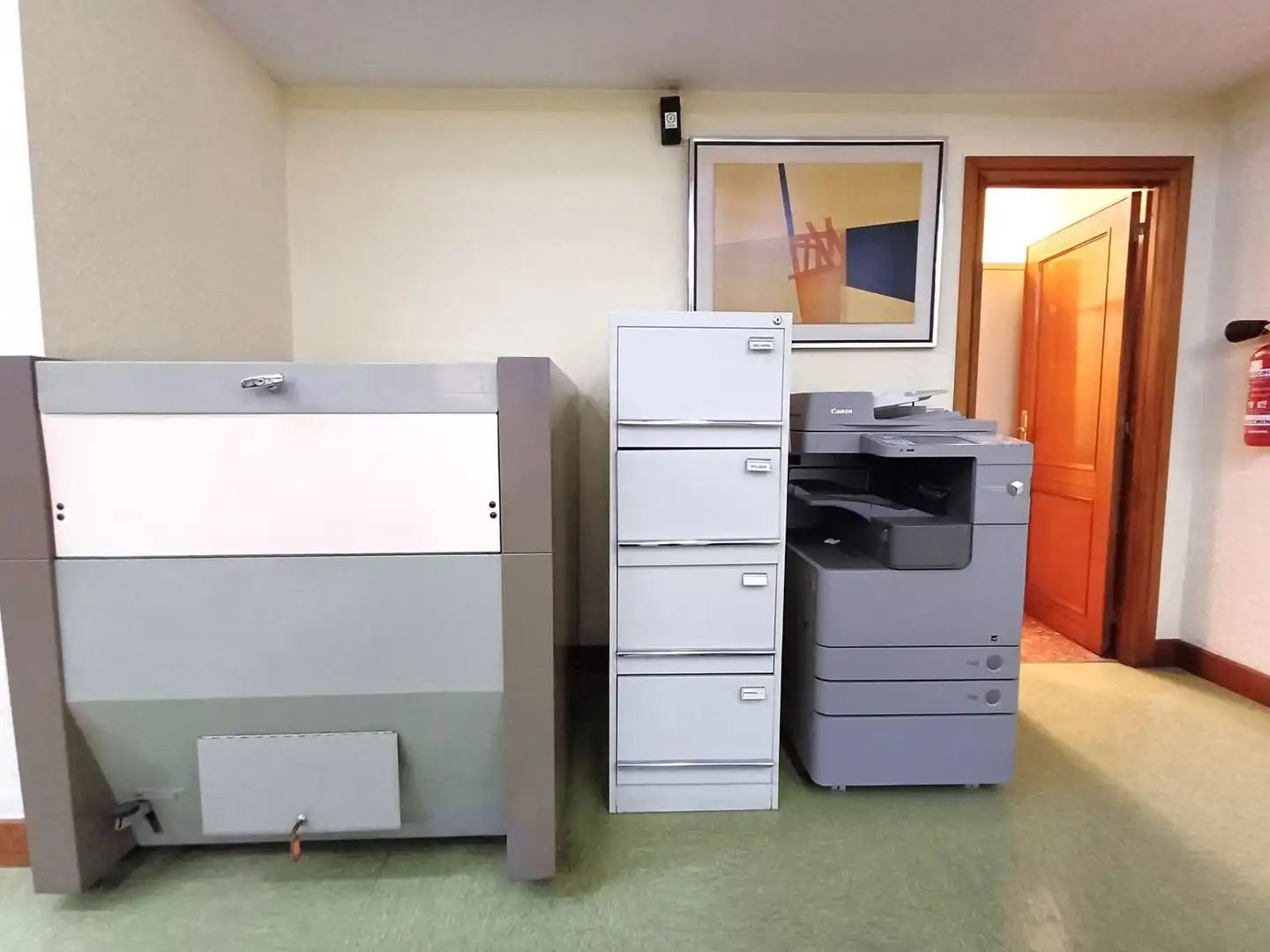 Oficina en venda en Bilbao  amb Calefacció