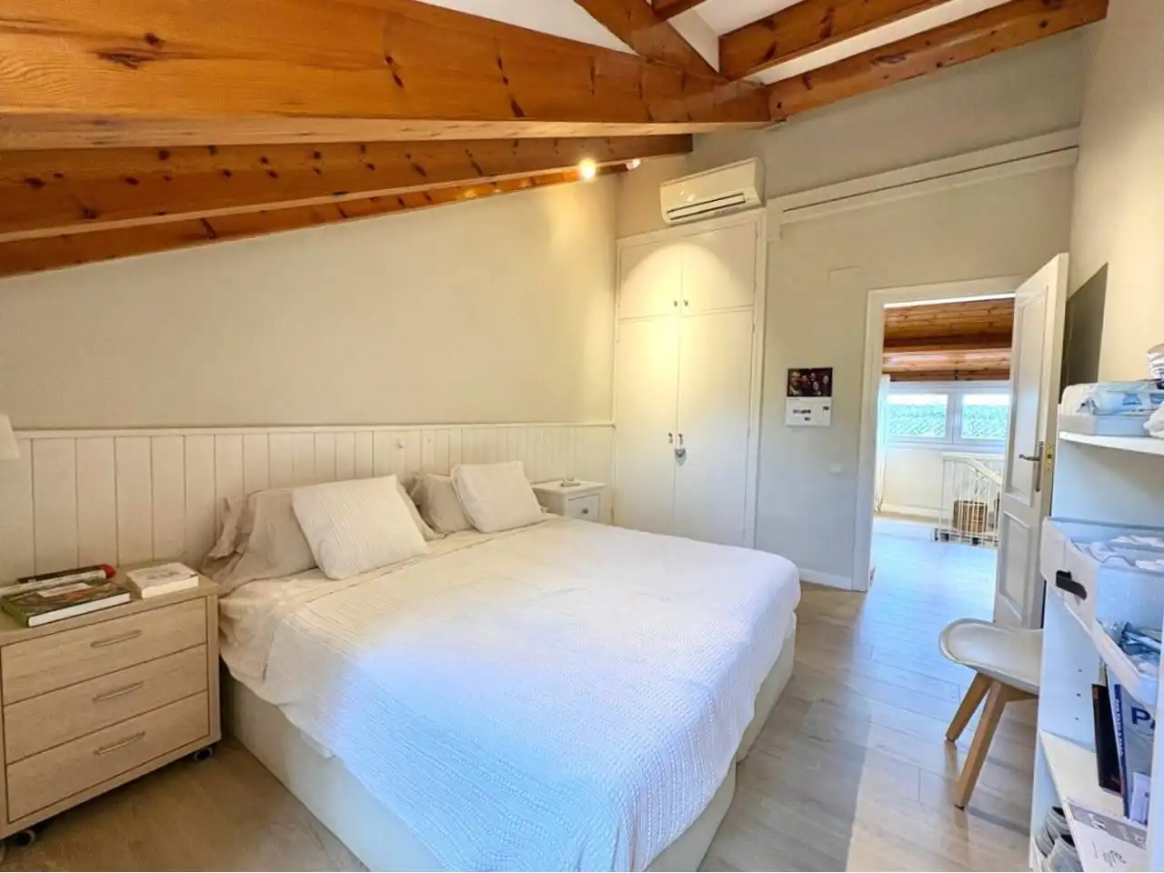 Schlafzimmer von Maisonette zum Verkauf in Sant Cugat del Vallès mit Klimaanlage, Heizung und Parkett