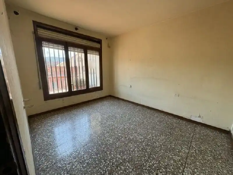 Habitación de Edificio en venta en Llinars del Vallès, Barcelona