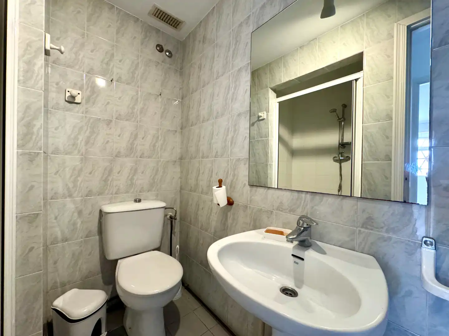 Bathroom of Detached homes for sale in Fuengirola  with Air Conditioner, Heating and Private garden