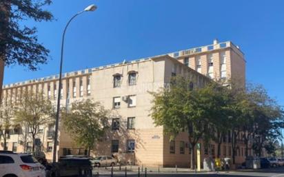 Vista exterior de Pis en venda en  Sevilla Capital amb Aire condicionat, Calefacció i Balcó