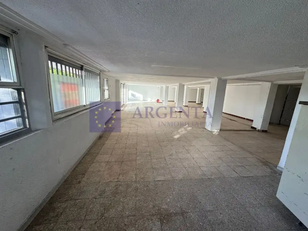 Locale commerciale in affitto a Avenida Hernan Cortes, imagen 18