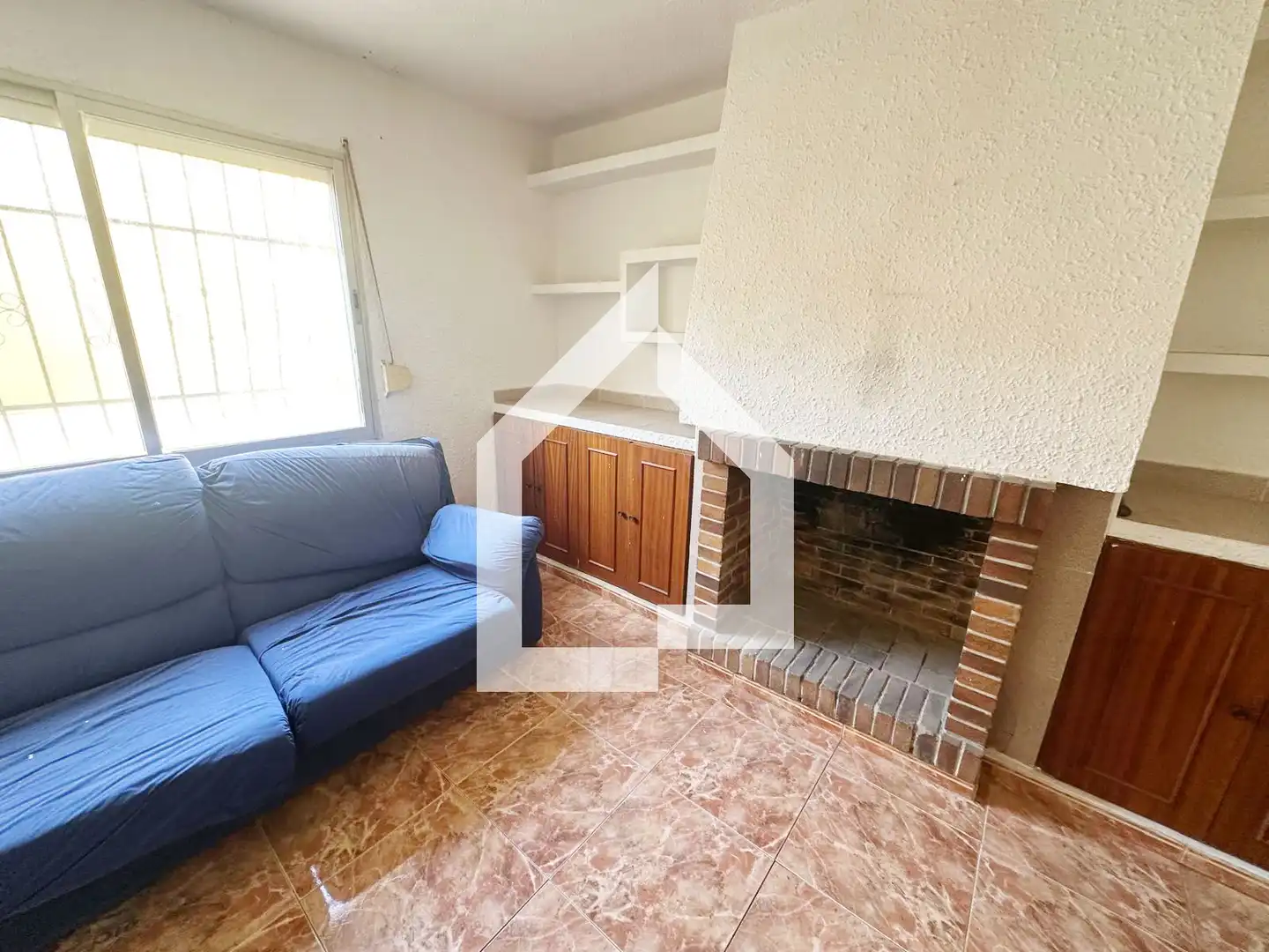 Sala d'estar de Casa adosada en venda en San Vicente del Raspeig / Sant Vicent del Raspeig amb Traster